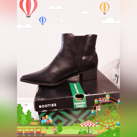 NIB WOMEN'S A.N.A. BLACK ANKLE BOOT SIZE 8M - Picture 2 of 3